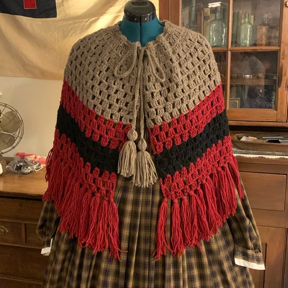 Sweaters - Civil War Victorian Perline Shawl 100% Wool From Godey’s 1863